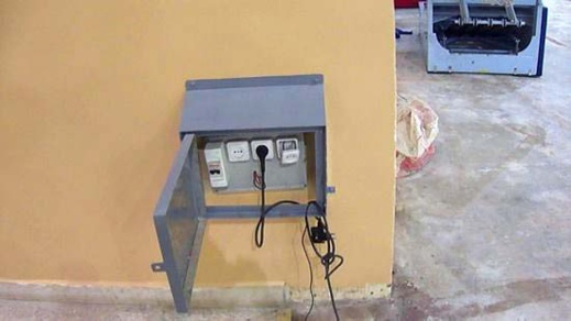 اقتراب الحدث الافريقي بالناظور واصلاحات مهمة ومكثفة بالقاعة المغطاة اقتراب الحدث الافريقي بالناظور واصلاحات مهمة ومكثفة بالقاعة المغطاة