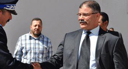 خاص..أنباء عن تنقيل المدير الجهوي للمخابرات بالناظور إلى جهوية وجدة خاص..أنباء عن تنقيل المدير الجهوي للمخابرات بالناظور إلى جهوية وجدة