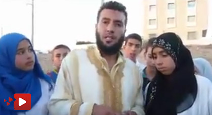 شاهدوا.. رئيس جمعية يذرف الدموع بعد حرمان تلميذات من النقل المدرسي بجماعة اعزانن شاهدوا.. رئيس جمعية يذرف الدموع بعد حرمان تلميذات من النقل المدرسي بجماعة اعزانن