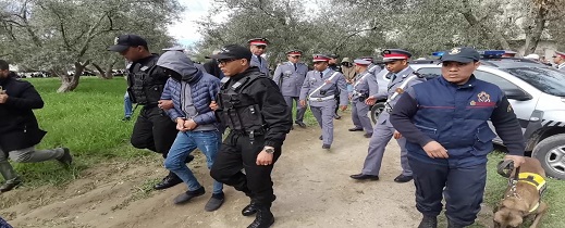 شاب ينهي حياة صديقه القاصر ببوعرك.. وهكذا تم اعتقاله بعدما حاول الفرار شاب ينهي حياة صديقه القاصر ببوعرك.. وهكذا تم اعتقاله بعدما حاول الفرار