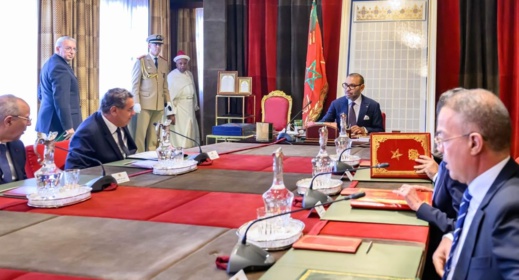 الملك محمد السادس يترأس مجلسا وزاريا الملك محمد السادس يترأس مجلسا وزاريا