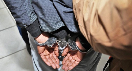 القضاء يدين مهاجرا مغربيا أساء للملك على مواقع التواصل القضاء يدين مهاجرا مغربيا أساء للملك على مواقع التواصل