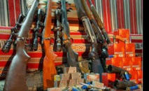 سكان بلدة تعامرت بايت توزين يشتكون من القنص الجائر بالقرب من منازلهم سكان بلدة تعامرت بايت توزين يشتكون من القنص الجائر بالقرب من منازلهم