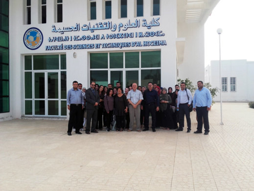 فتيحة السعيدي تؤطر لقاء تواصليا بكلية العلوم والتقنيات بالحسيمة فتيحة السعيدي تؤطر لقاء تواصليا بكلية العلوم والتقنيات بالحسيمة