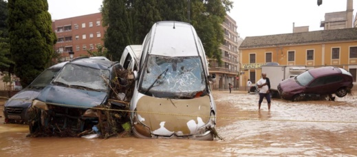 فيضانات فالينسيا.. قنصلية المملكة تكشف عن أسماء المغاربة المفقودين فيضانات فالينسيا.. قنصلية المملكة تكشف عن أسماء المغاربة المفقودين