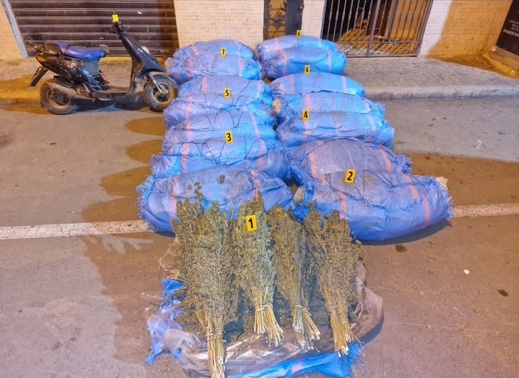 حجز كمية هامة من الكيف ومعجون الحشيش ببني أنصار حجز كمية هامة من الكيف ومعجون الحشيش ببني أنصار