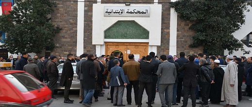 بتهمة الإساءة للملك.. ابتدائية الناظور تدين شابا بالسجن النافذ والغرامة بتهمة الإساءة للملك.. ابتدائية الناظور تدين شابا بالسجن النافذ والغرامة
