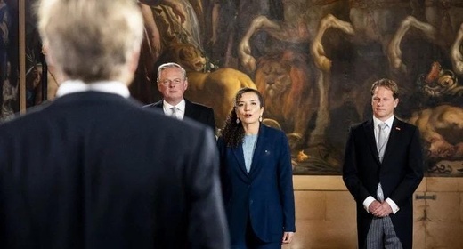 وزيرة مغربية تستقيل من الحكومة الهولندية بسبب أحداث أمستردام وزيرة مغربية تستقيل من الحكومة الهولندية بسبب أحداث أمستردام