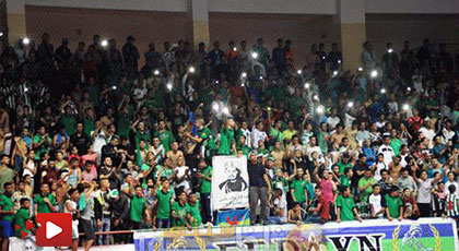 شاهدوا جمهور الهلال الناظوري لكرة اليد يصب جام غضبه على القناة الرياضية شاهدوا جمهور الهلال الناظوري لكرة اليد يصب جام غضبه على القناة الرياضية