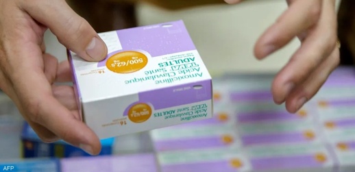 تقرير ينبه لفوضى بيع أدوية ومكملات غذائية مزورة عبر مواقع التواصل تقرير ينبه لفوضى بيع أدوية ومكملات غذائية مزورة عبر مواقع التواصل