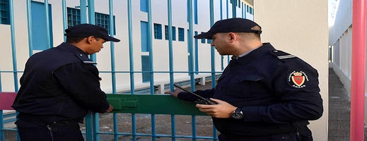 الحكومة تتدارس إجراءات تفعيل قانون العقوبات البديلة للحد من الاكتظاظ بالسجون الحكومة تتدارس إجراءات تفعيل قانون العقوبات البديلة للحد من الاكتظاظ بالسجون