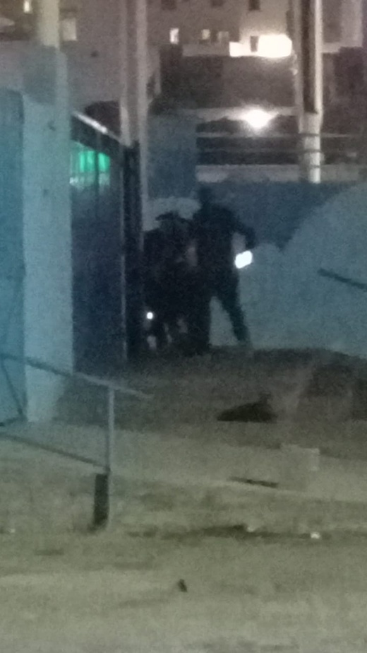 هجوم على مؤسسة الجاحظ بالناظور.. شخص في حالة غير طبيعية يثير الرعب هجوم على مؤسسة الجاحظ بالناظور.. شخص في حالة غير طبيعية يثير الرعب