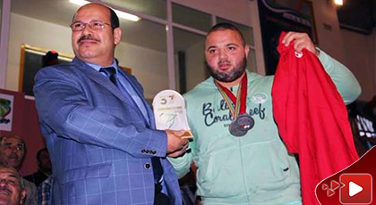 تكريم البطل موسى الدارديز بمناسبة إحتلاله مركزا مشرفا في بطولة أفريقيا للقوة البدنية تكريم البطل موسى الدارديز بمناسبة إحتلاله مركزا مشرفا في بطولة أفريقيا للقوة البدنية