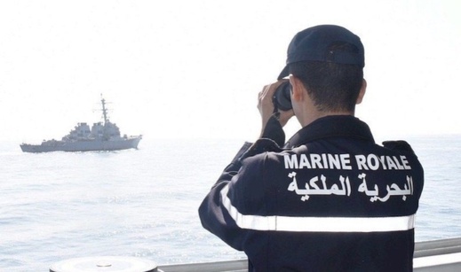 ضمنهم امرأة وفتاة قاصر.. توقيف قارب يحمل 17  مهاجرا بالحسيمة  ضمنهم امرأة وفتاة قاصر.. توقيف قارب يحمل 17  مهاجرا بالحسيمة