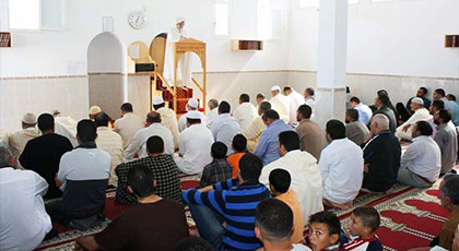 افتتاح خطبة الجمعة لأول مرة بمسجد تجديرت ببني شيكر افتتاح خطبة الجمعة لأول مرة بمسجد تجديرت ببني شيكر