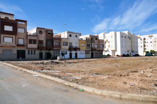 فرصة للمستثمرين في العقار.. قطعتين أرضيتين من 4000 متر للبيع في موقع إستراتيجي بالناظور الجديد فرصة للمستثمرين في العقار.. قطعتين أرضيتين من 4000 متر للبيع في موقع إستراتيجي بالناظور الجديد