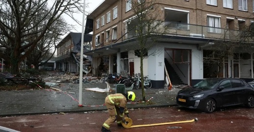 اعتقال 3 متورطين في حادث انفجار مبنى سكني بلاهاي الهولندية اعتقال 3 متورطين في حادث انفجار مبنى سكني بلاهاي الهولندية