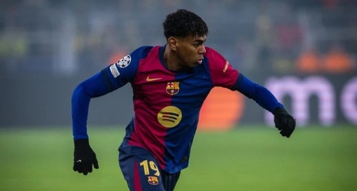 الإصابة تغيب لامين جمال عن الملاعب لأسابيع عديدة الإصابة تغيب لامين جمال عن الملاعب لأسابيع عديدة