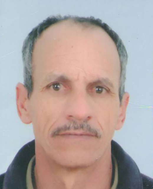 محمد بلاش ينادي القلوب الرحيمة من أجل مساعدته للعلاج من مرض السرطان‎