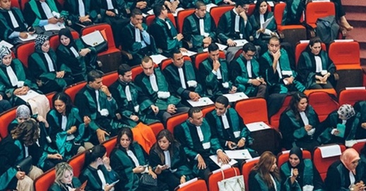 القضاة يشتكون من إكراهات تواجه عملهم داخل محاكم المملكة القضاة يشتكون من إكراهات تواجه عملهم داخل محاكم المملكة