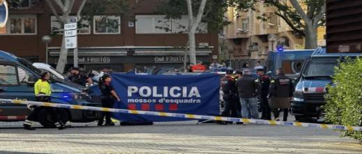 إطلاق نار في برشلونة يستهدف ثلاثة مغاربة في حادث شبيه بأفلام العصابات إطلاق نار في برشلونة يستهدف ثلاثة مغاربة في حادث شبيه بأفلام العصابات