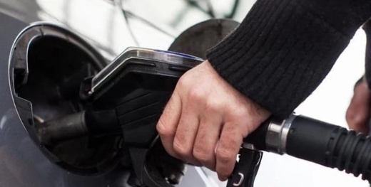 ارتفاع متوقع في أسعار المحروقات مع بداية سنة 2025 ارتفاع متوقع في أسعار المحروقات مع بداية سنة 2025