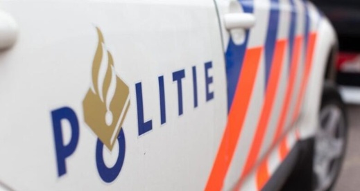 هولندا.. شرطة روتردام تحذر المواطنين بعد 3 حوادث إطلاق نار لنفس الشخص هولندا.. شرطة روتردام تحذر المواطنين بعد 3 حوادث إطلاق نار لنفس الشخص