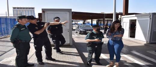 مندوبة الحكومة بمليلية تنفي إعادة فتح الجمارك مع المغرب مندوبة الحكومة بمليلية تنفي إعادة فتح الجمارك مع المغرب