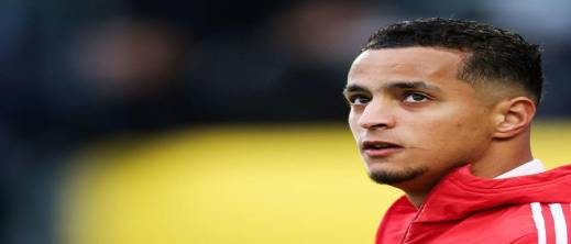 محمد إحتارن يعلن رغبته العودة إلى الأضواء وتمثيل المنتخب المغربي محمد إحتارن يعلن رغبته العودة إلى الأضواء وتمثيل المنتخب المغربي