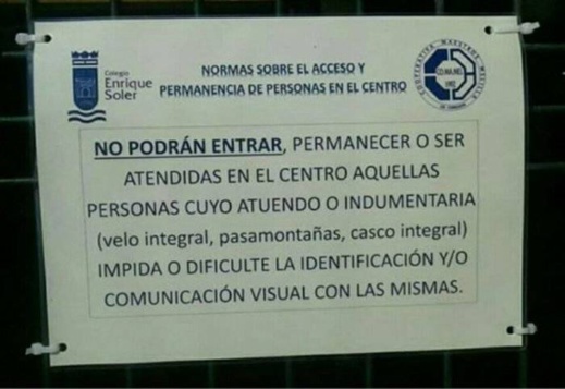 بعد هجمات باريس.. مليلية تذكر مدارسها بحظر الدخول إليها بالنقاب بعد هجمات باريس.. مليلية تذكر مدارسها بحظر الدخول إليها بالنقاب