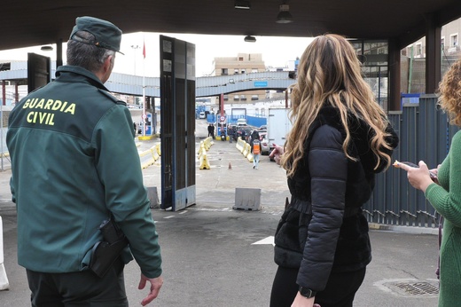 ممثلة حكومة إسبانيا بمليلية تؤكد فتح الحدود التجارية مع الناظور ممثلة حكومة إسبانيا بمليلية تؤكد فتح الحدود التجارية مع الناظور