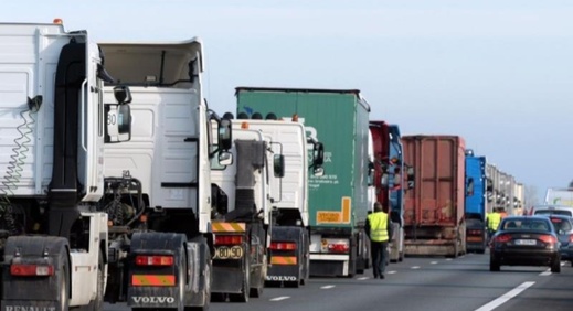 إختفاء 4 سائقي شاحنات مغاربة ببوركينافاسو إختفاء 4 سائقي شاحنات مغاربة ببوركينافاسو