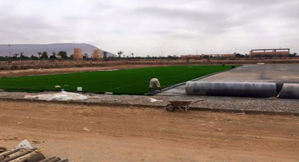 الجامعة الملكية لكرة القدم تعتزم تكسية ملاعب بسلوان والعروي وبني أنصار بالعشب الإصطناعي الجامعة الملكية لكرة القدم تعتزم تكسية ملاعب بسلوان والعروي وبني أنصار بالعشب الإصطناعي