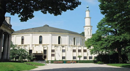 برلمانية تدعو إلى إلغاء إشراف السعودية على أكبر مسجد ببروكسل من أجل تجفيف منابع التطرف‎