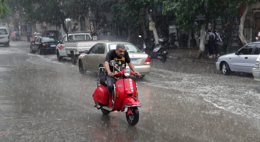 بسبب سوء الأحوال الجوية.. وزارة التجهيز تحذر مستعملي الطرق بسبب سوء الأحوال الجوية.. وزارة التجهيز تحذر مستعملي الطرق