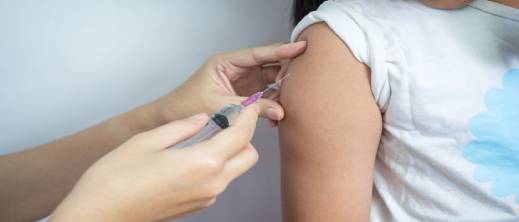 قرار صارم في حق التلاميذ الذين يرفض ذويهم التلقيح ضد قرار صارم في حق التلاميذ الذين يرفض ذويهم التلقيح ضد