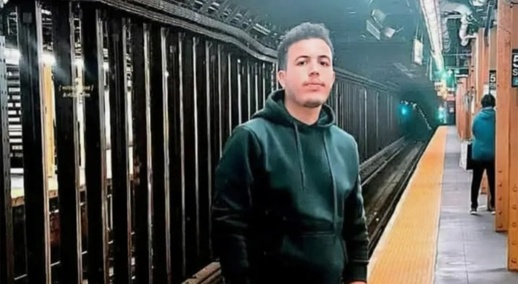 مطالب باسترجاع جثمان المغربي منفذ عملية "الطعن" بإسرائيل مطالب باسترجاع جثمان المغربي منفذ عملية "الطعن" بإسرائيل