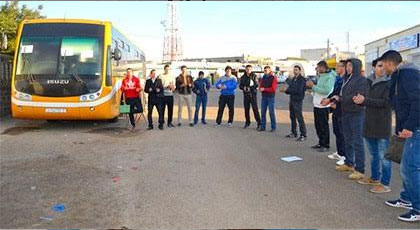 جمعية بني شيكار تهدد بايقاف حافلة النقل الجامعي بسبب عدم صرف منحتها السنوية جمعية بني شيكار تهدد بايقاف حافلة النقل الجامعي بسبب عدم صرف منحتها السنوية