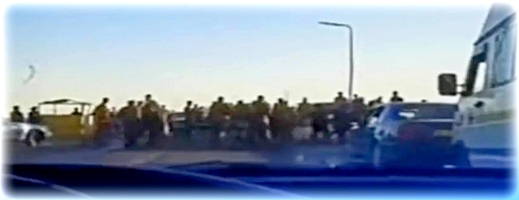 مواجهات عنيفة بين الجيش الجزائري وعناصر عصابة البوليساريو بتندوف مواجهات عنيفة بين الجيش الجزائري وعناصر عصابة البوليساريو بتندوف