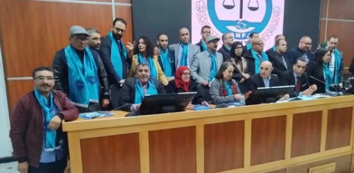 موظفو وزارة العدل يتهمون مسؤولين إداريين بممارسة التهديد والتخويف ضد المضربين موظفو وزارة العدل يتهمون مسؤولين إداريين بممارسة التهديد والتخويف ضد المضربين