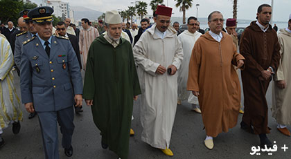 ساكنة الناظور تستجيب لدعوة الملك وتؤدي صلاة الإستسقاء ساكنة الناظور تستجيب لدعوة الملك وتؤدي صلاة الإستسقاء