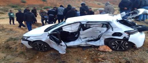 عائلة ضحية حادثة سير بالحسيمة تطالب بالعدالة وفتح تحقيق معمق عائلة ضحية حادثة سير بالحسيمة تطالب بالعدالة وفتح تحقيق معمق
