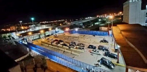 أنباء عن شروع المغرب في تصدير منتجاته إلى سبتة ومليلية بدءا من الأسبوع المقبل أنباء عن شروع المغرب في تصدير منتجاته إلى سبتة ومليلية بدءا من الأسبوع المقبل