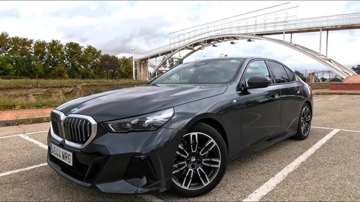 وزير في حكومة أخنوش يطلق صفقة لاقتناء سيارة فاخرة بقيمة 60 مليون سنتيم وزير في حكومة أخنوش يطلق صفقة لاقتناء سيارة فاخرة بقيمة 60 مليون سنتيم