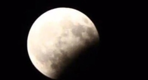 المغرب يشهد خسوفا قمريا كاملا في ال14 من مارس المقبل المغرب يشهد خسوفا قمريا كاملا في ال14 من مارس المقبل