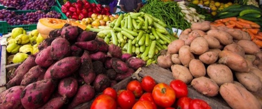 قبيل رمضان.. أسعار الخضر والدواجن والبيض تواصل الارتفاع قبيل رمضان.. أسعار الخضر والدواجن والبيض تواصل الارتفاع