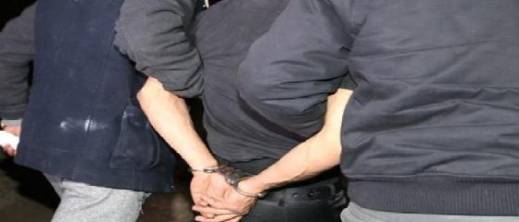 توقيف شخص يشتبه في تورطه في شبكة للهجرة غير المشروعة والاتجار بالبشر بالحسيمة توقيف شخص يشتبه في تورطه في شبكة للهجرة غير المشروعة والاتجار بالبشر بالحسيمة