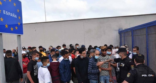 توقيف 3 مهاجرين مغاربة متورطين في الاحتيال على إعانات البطالة في إسبانيا توقيف 3 مهاجرين مغاربة متورطين في الاحتيال على إعانات البطالة في إسبانيا