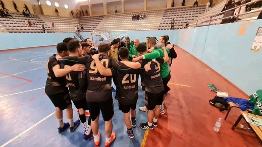 هلال الناظور لكرة اليد يواصل التألق ويزاحم المتصدر في سباق البطولة هلال الناظور لكرة اليد يواصل التألق ويزاحم المتصدر في سباق البطولة