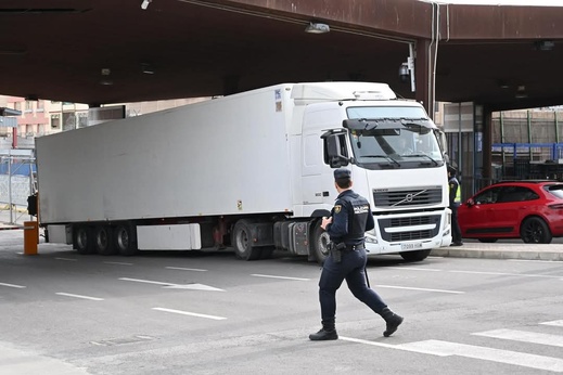 تصدير 3000 كلغ من الأسماك المغربية إلى مليلية في يوم واحد تصدير 3000 كلغ من الأسماك المغربية إلى مليلية في يوم واحد